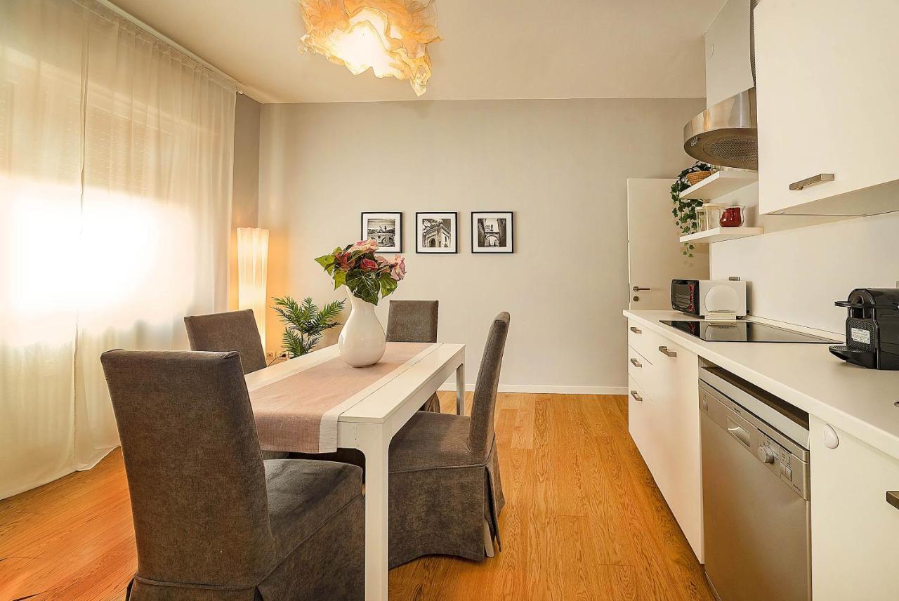 A Casa Di Adele Appartement Verona Buitenkant foto